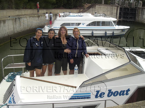 Vacanza in houseboat con le amiche